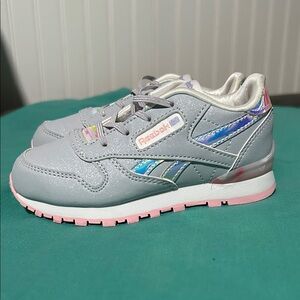 Reebok Kids Glittery Gray Sneakers with Pink Sole and Iridescent Accents